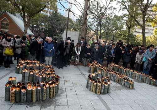 Japan commemorates the 3rd anniversary of the 2011 quake-tsunami disaster  - ảnh 1